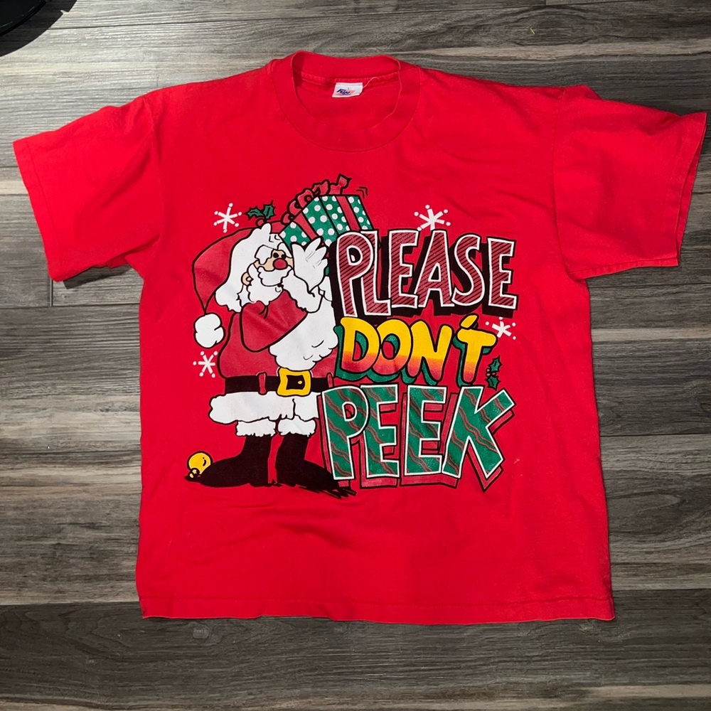 Vintage 90s red Santa Holiday Christmas graphic tee